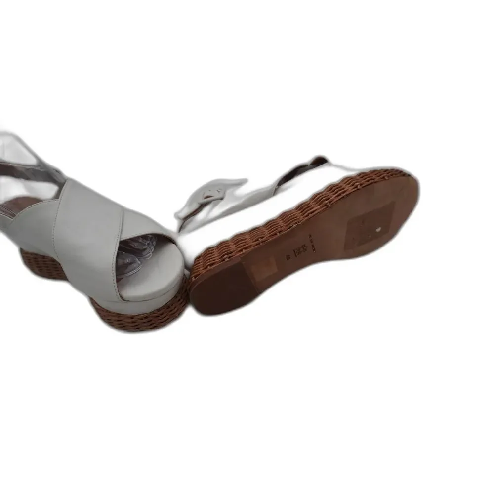 Paloma Barcelò White Sandals Wedges with crisscross traps Woven texture. Size 40